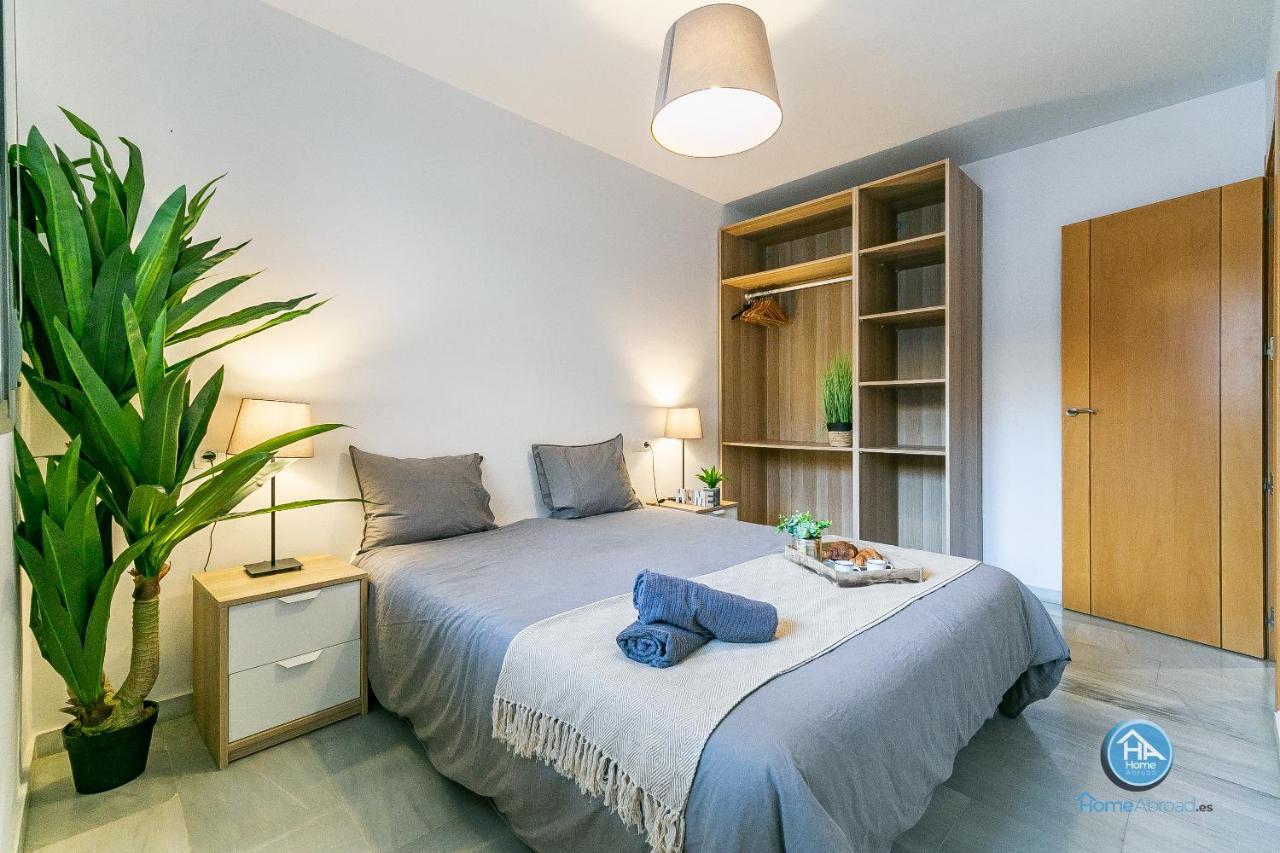 Malaga Boutique Stay - Carlos Haya Area With Parking Luaran gambar