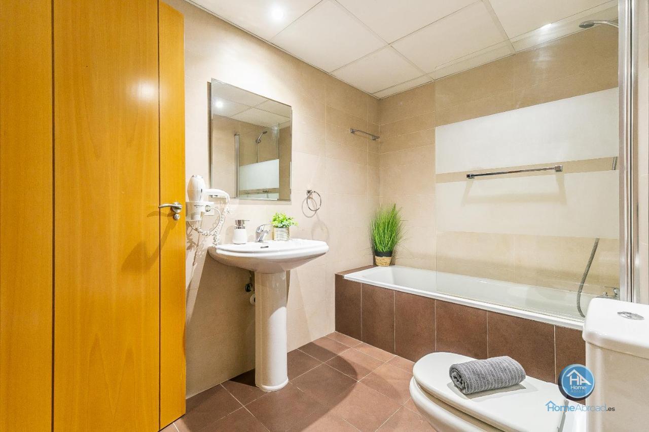 Malaga Boutique Stay - Carlos Haya Area With Parking Luaran gambar